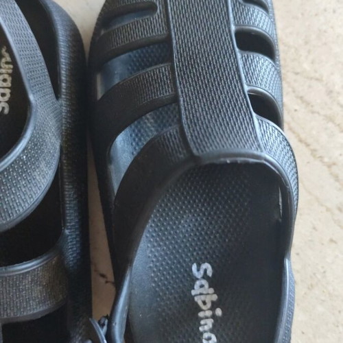 Sabino Unisex Sandals like new, size 38, black