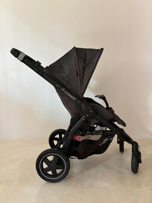 MaxiCosi 2 in 1 Comfortable and Strong Baby Stroller like new