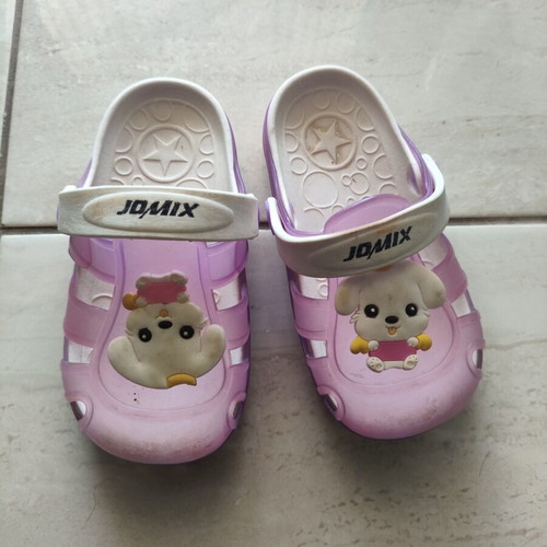 Slippers used, size 26, pink
