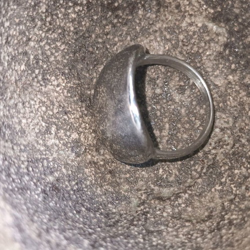 Steel ring new, size approximately 56, silver color