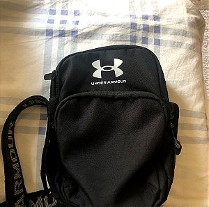 under armour τσαντάκι