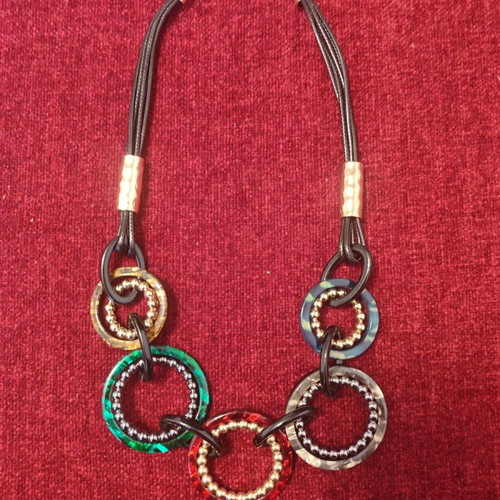 Necklace colorful new