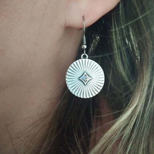 Boho earrings new with metal detail and steel hook