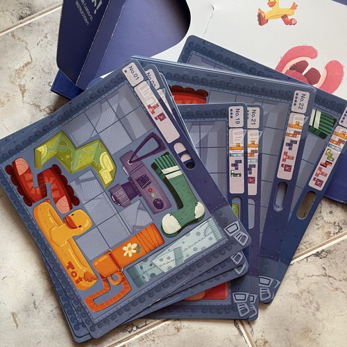 My Little Suitcase Logic Box board game new, 5+ years