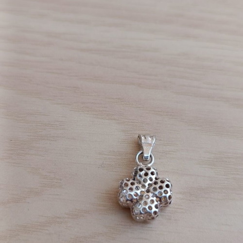 Silver discreet cross 925
