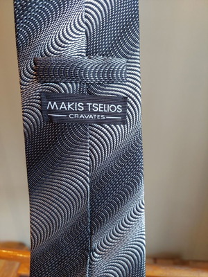 Вратовръзка Makis Tselios употребявана, коприна