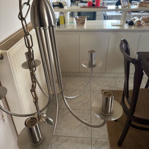 Living room chandelier used in good condition