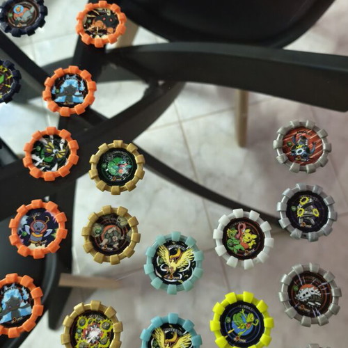 Pokemon lot with caps and two cases used