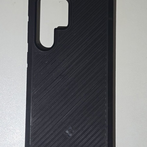 Samsung Galaxy S24 Ultra cases like new