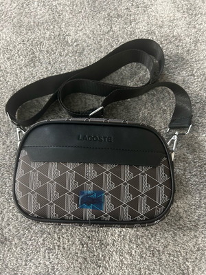 Lacoste χιαστί τσάντα καινούργια, μαύρο και άσπρο