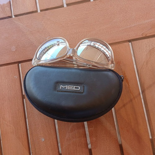 Med Y2K sunglasses like new, gray