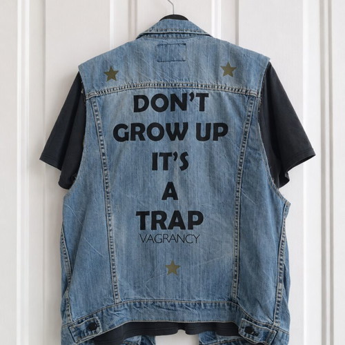 Vagrancy Leon Denim Vest refurbished, size L, distressed stonewashed