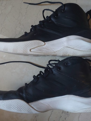 Adidas Ownthegame basketball shoes, size 44, black