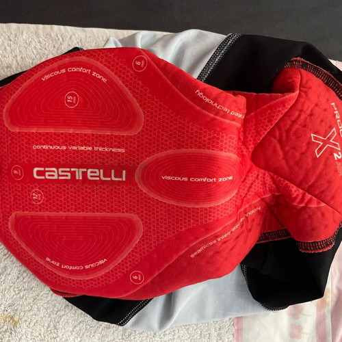 Castelli Rosso Corsa Bib Medium, like new, black red