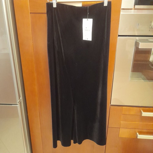 Velvet skirt Zara S size black new