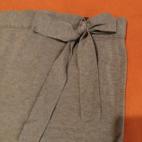 Knitted nude brown Kontatto blouse like new with bow