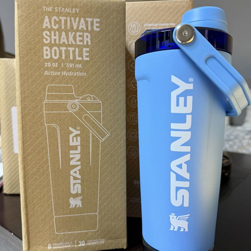 Stanley Activate Shaker Bottle new, blue