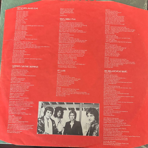 Queen News of the World vinyl LP album like new, classic rock