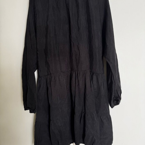 Zara black dress Large used with minor imperfections