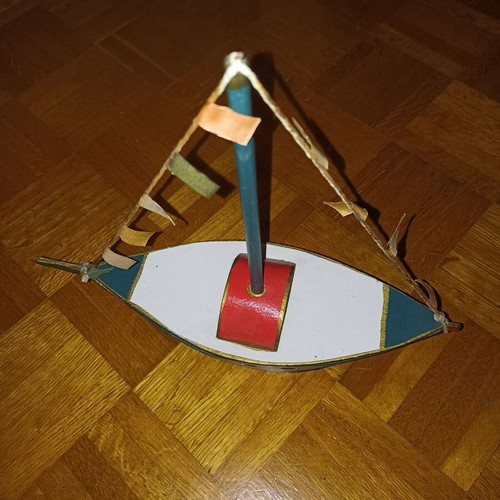 Handmade boat decoration used, paper and wood
