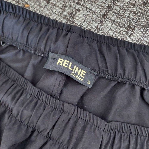 Reline cargo black pants used with elastic waist and ankles