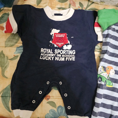 Baby rompers used, pack of 7 pieces up to 6 months