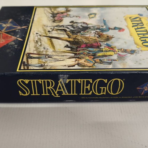 Stratego vintage board game 1983, like new