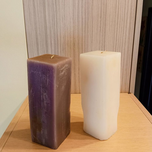 Decorative candle set of 2, like new, large size