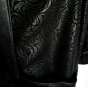 Δερμάτινο vintage μπουφάν νο 38 άνετο μαύρο ριχτό