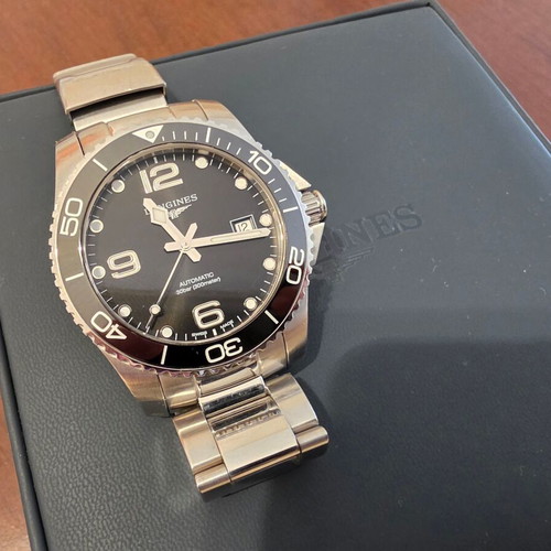 Longines HydroConquest wristwatch, black, full set