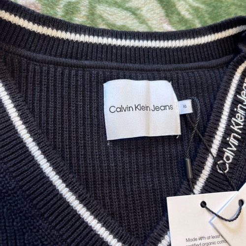 Calvin Klein V neck jumper new, black, size 16 years