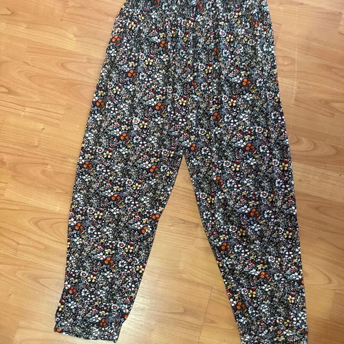 Printed summer pants size L like new, colorful, elastic waist