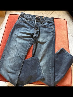 Emporio Armani men's jeans dark blue, like new, W31