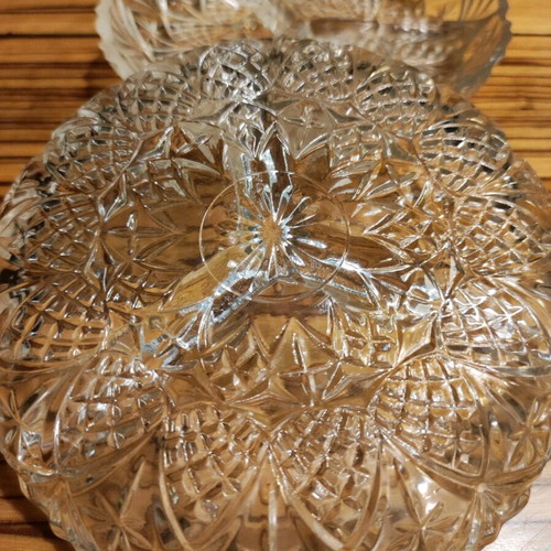 Carved crystal nut plates set of 2 like new, with 3 compartments