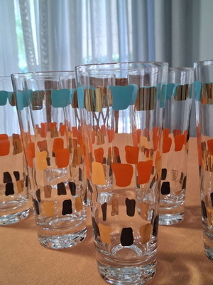 Glass set of 8 used, height 17.5 cm