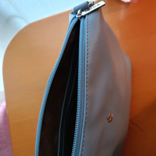 Doca small handheld bag like new, turquoise