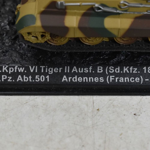 Collectible Tiger II tank model 1:72 Ardennes 1944 with display case like new