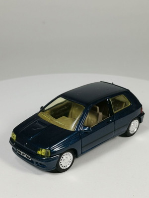 Solido Renault Clio Diecast Model 1:43 used, metallic blue