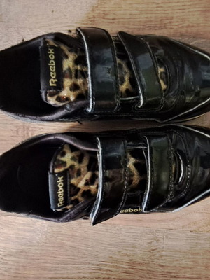 Βρεφικά παπούτσια Reebok No.21 σαν καινούργια