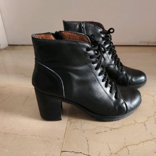 Leather ankle boots used, black, size 37 with zipper