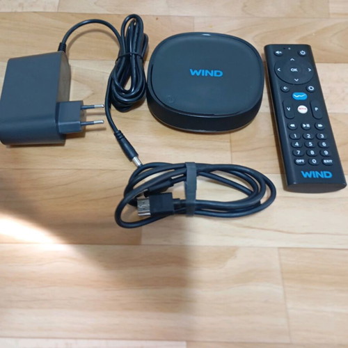 Wind Android TV box used in good working condition