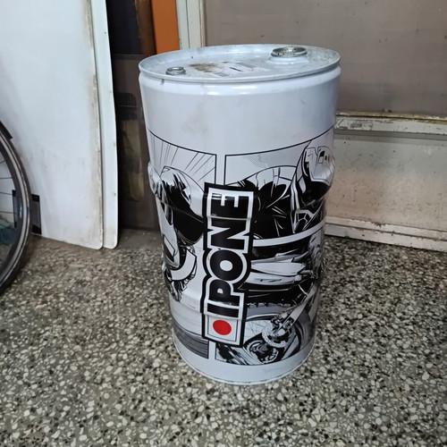 Metal Barrel used from engine oil, dimensions Φ34cmx65cm