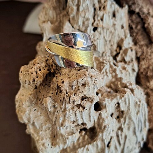 Silver ring 925 new with matte gold plating, size EU 53