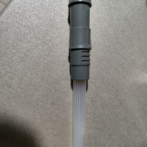 Vacuum cleaner nozzle used with 30 flexible tubes