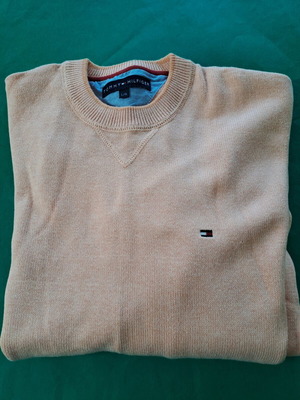 Tommy Hilfiger sweater large 100% cotton like new, orange