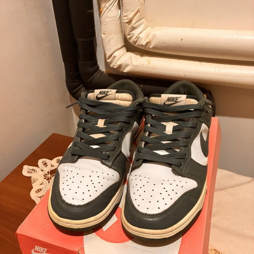 Nike Dunk Low Retro sneakers like new, size 43, green and white