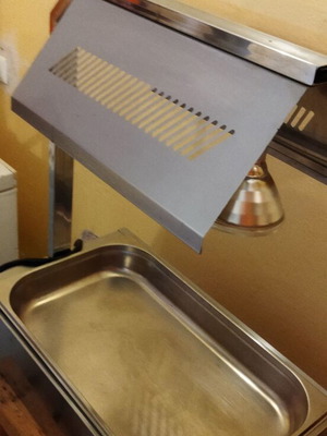 North potato warmer used with stainless steel 1/1GN tray and two lamps