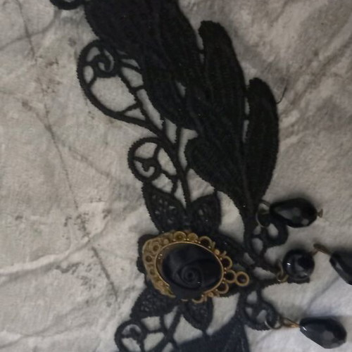 Joker fabric black necklaces, 2 pieces, like new, vintage style