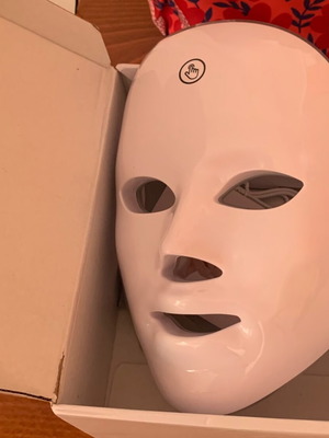 K-Beauty Face Mask Light Therapy LED