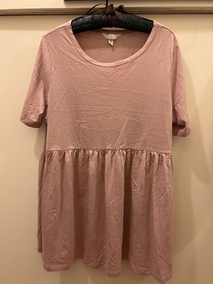 H&M mama shirt like new, cotton and modal, size Large
